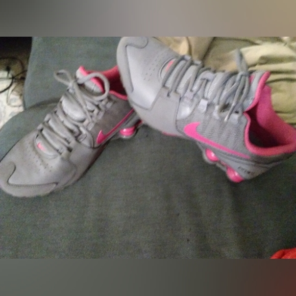 Nike shox size 7Y - Picture 3 of 3
